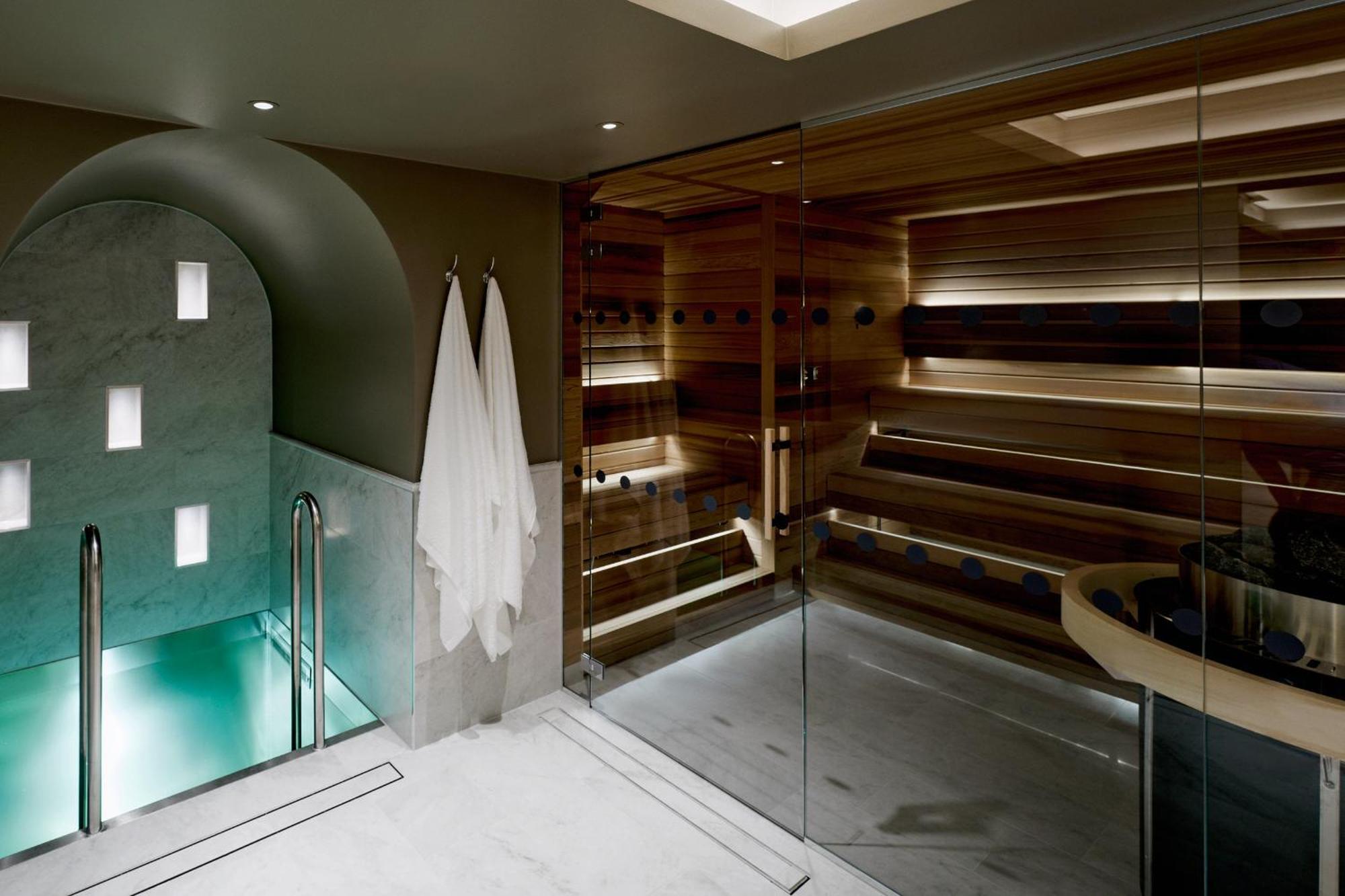 Hotel Dahlia 4*